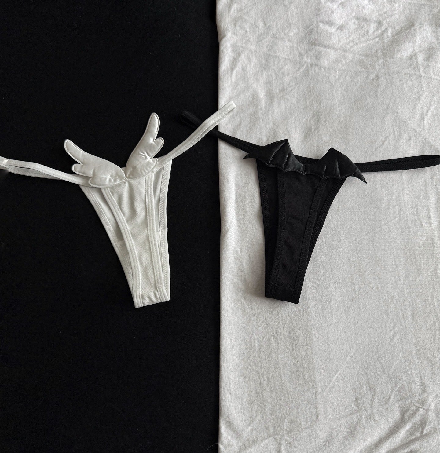 Panties with wings (2 pieces)