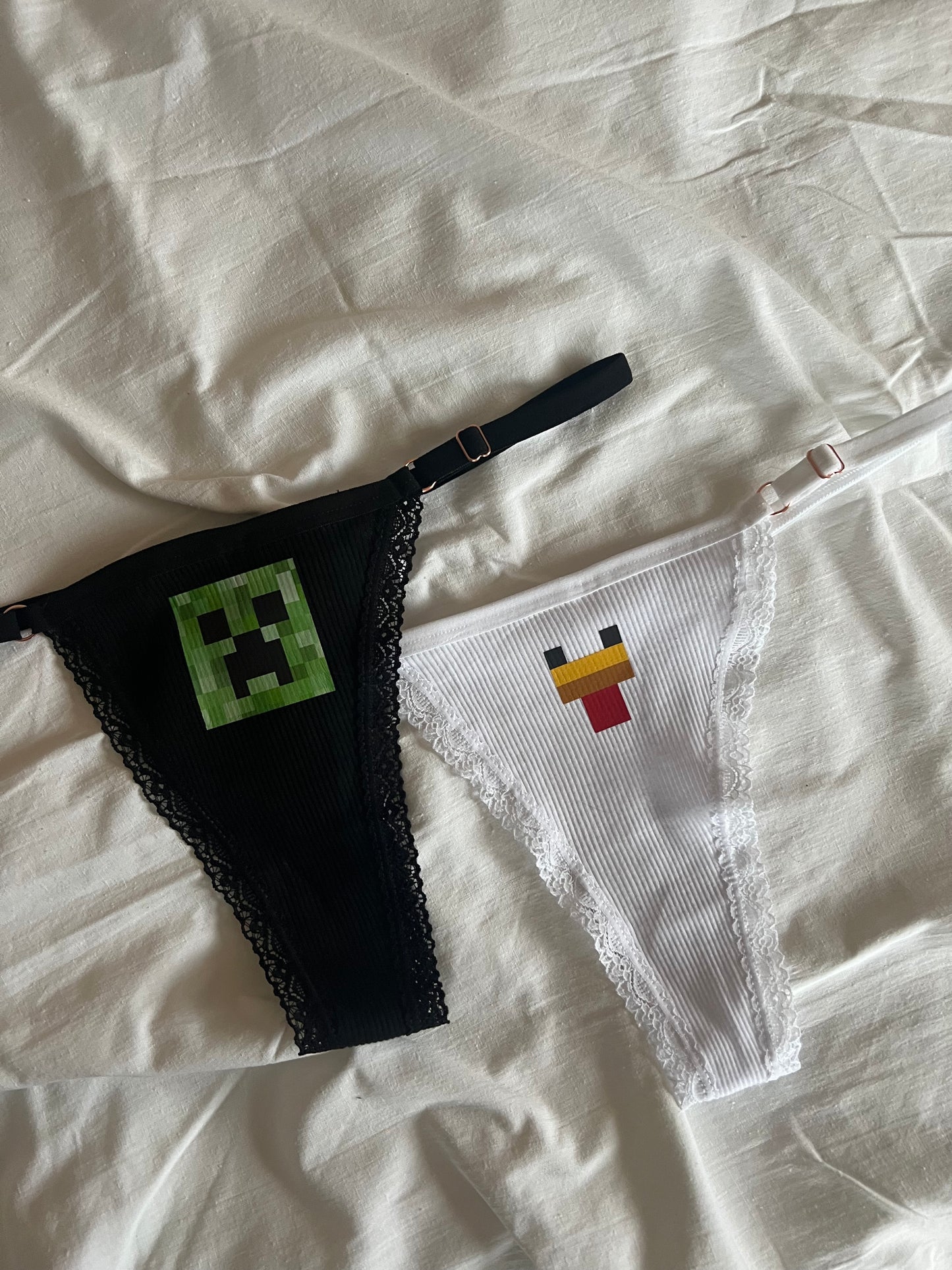 Minecraft panties (4 pieces)