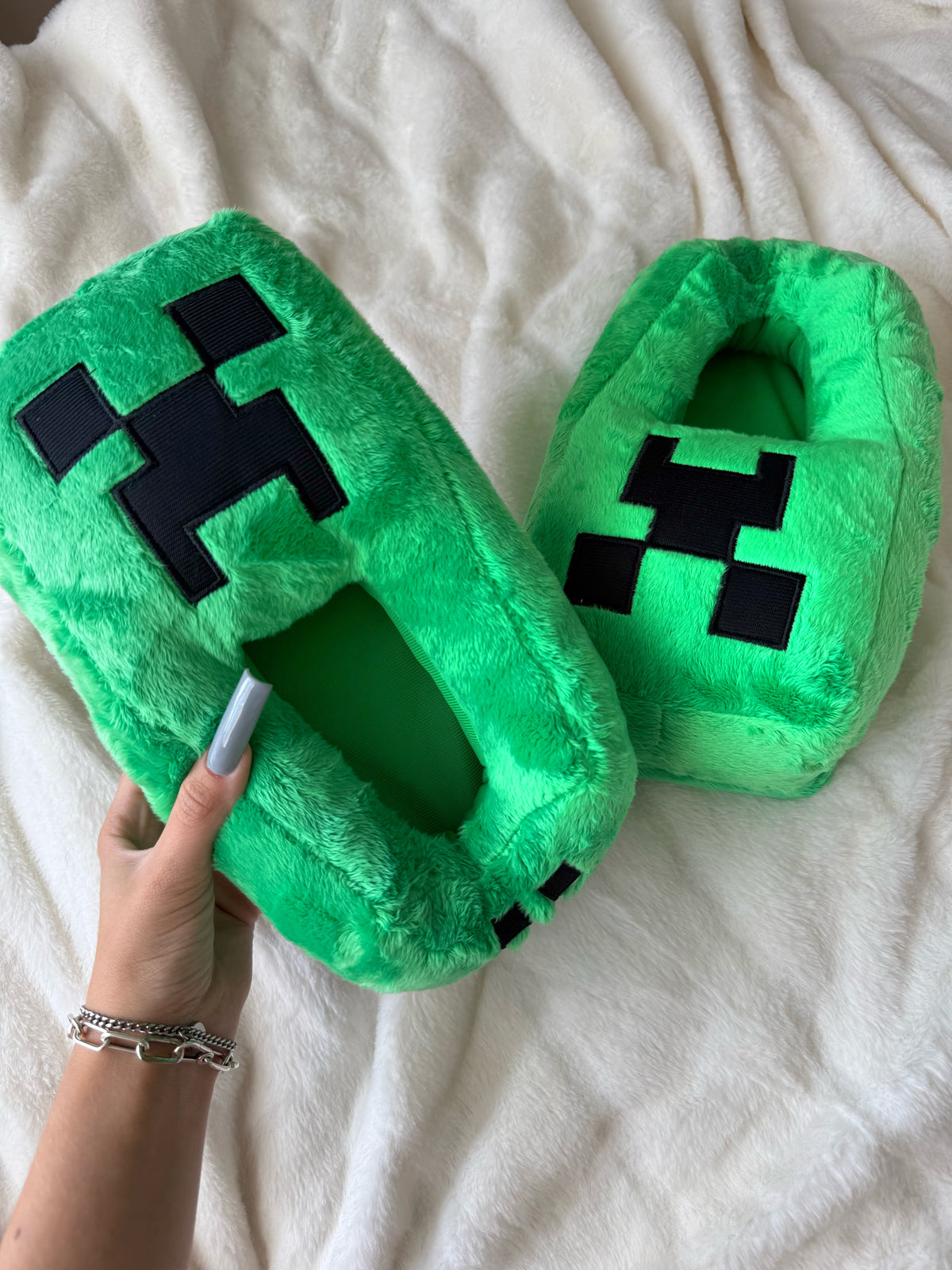 Minecraft Slippers 🌳